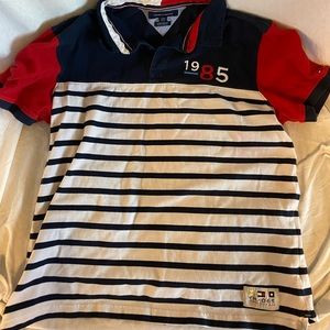 VINTAGE TOMMY HILFIGER TEE